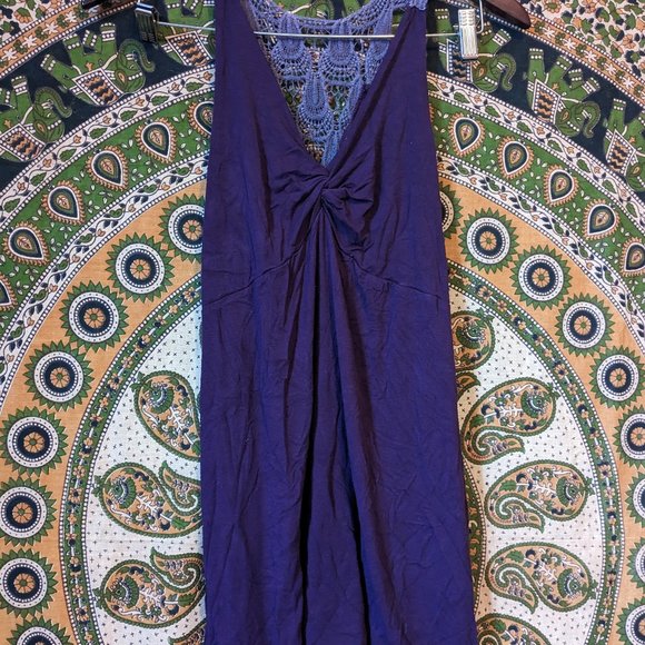 Super stretchy, beautiful back, bust accentuating mini-dress - Picture 1 of 2